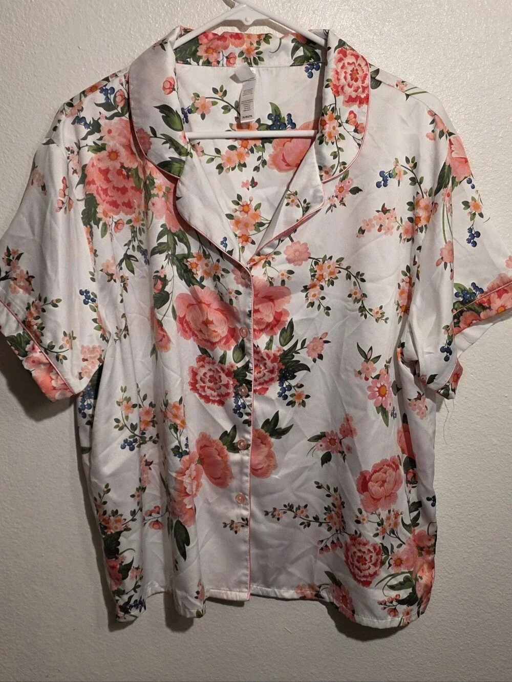 Flora Nikrooz 2 Pcs Relaxed Fit Soft Satin Collar Pajamas XL Floral (210)